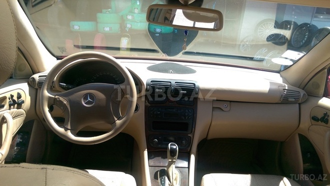 Mercedes C 240 2000, 243,000 km - 2.6 l - Sumqayıt