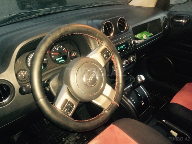 Jeep Compass 2012, 69,200 km - 2.4 l - Sumqayıt