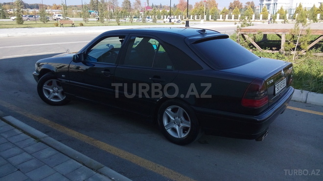 Mercedes C 180 1997, 235,000 km - 1.8 l - Ucar