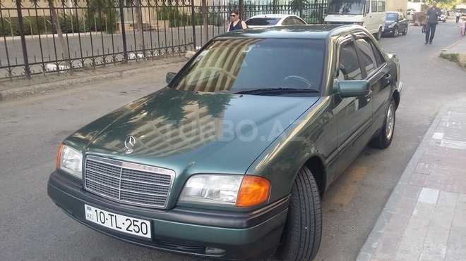 Mercedes C 200 1995, 300,000 km - 2.0 l - Bakı