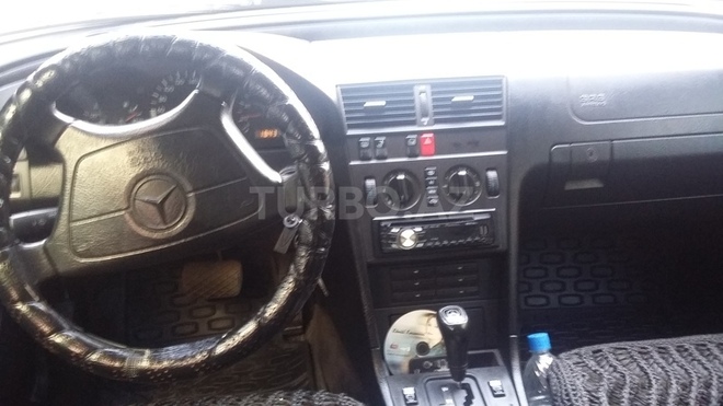 Mercedes C 200 1995, 300,000 km - 2.0 l - Bakı