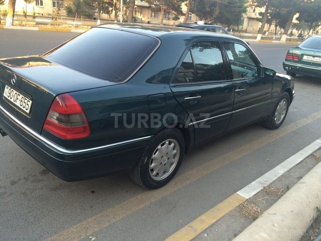 Mercedes C 200 1997, 211,041 km - 2.0 l - Bakı