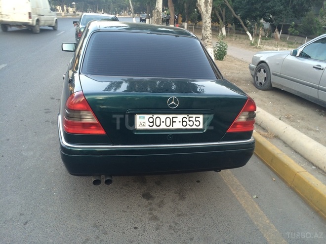 Mercedes C 200 1997, 211,041 km - 2.0 l - Bakı