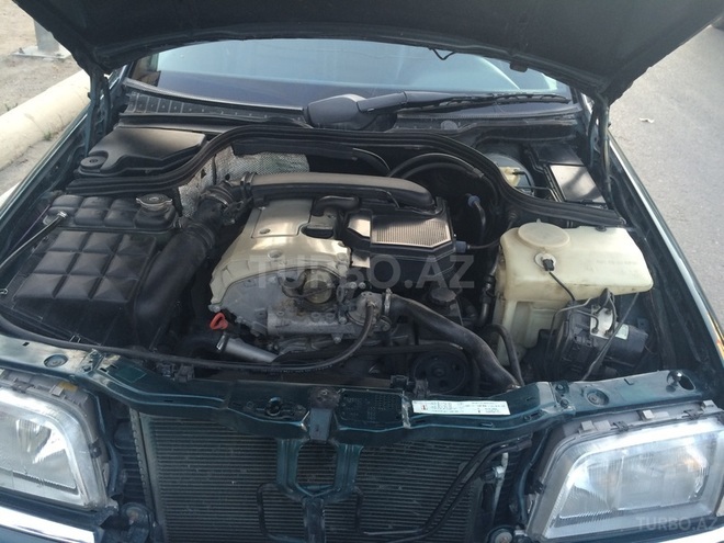 Mercedes C 200 1997, 211,041 km - 2.0 l - Bakı