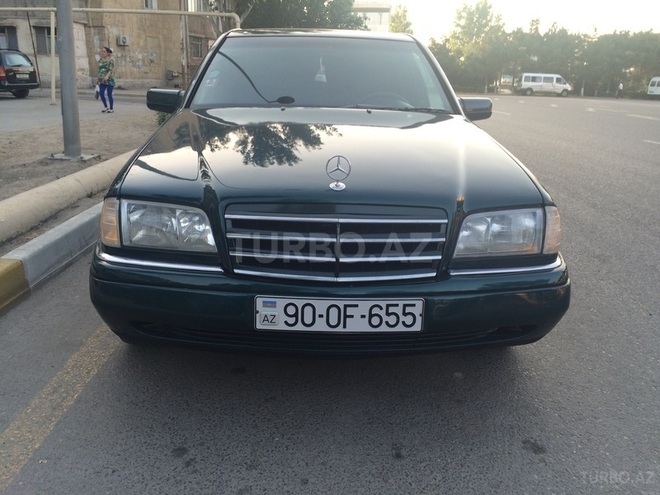 Mercedes C 200 1997, 211,041 km - 2.0 l - Bakı