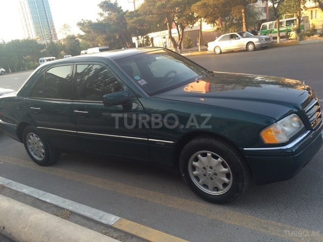 Mercedes C 200 1997, 211,041 km - 2.0 l - Bakı