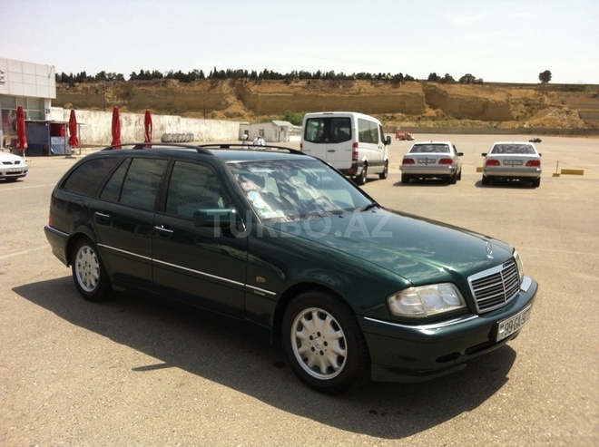 Mercedes C 180 1999, 145,000 km - 1.8 л - Bakı
