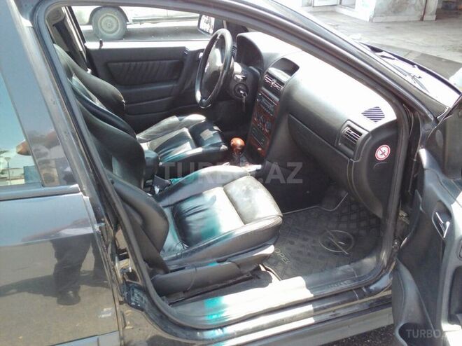 Opel Astra 2000, 320,000 km - 2.0 л - Bakı