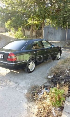 Mercedes C 220 1997, 225,000 km - 2.2 l - Bakı