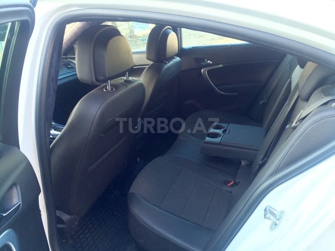 Opel Insignia 2010, 84,000 km - 0.2 l - Bakı