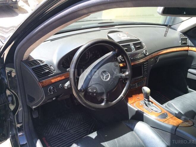 Mercedes E 270 2003, 222,000 km - 2.7 л - Bakı