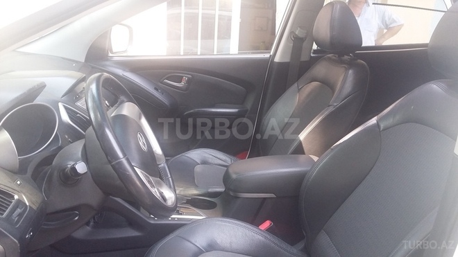 Hyundai ix35 2010, 75,000 km - 2.0 л - Sumqayıt