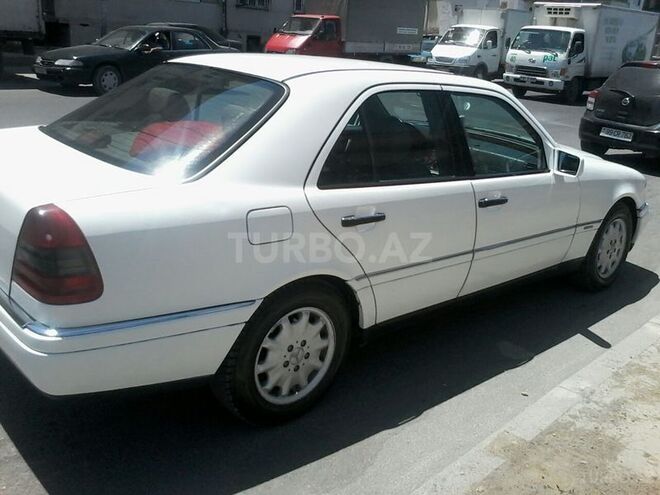 Mercedes C 180 1995, 298,675 km - 1.8 l - Bakı