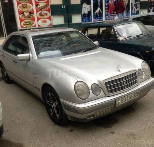 Mercedes E 200 1997, 210,000 km - 2.0 л - Bakı