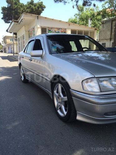 Mercedes C 240 1999, 250,000 km - 2.4 l - Bakı
