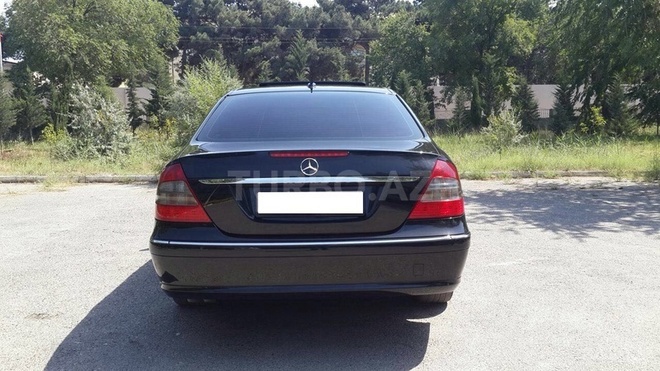 Mercedes E 220 2008, 192,000 km - 2.2 l - Bakı