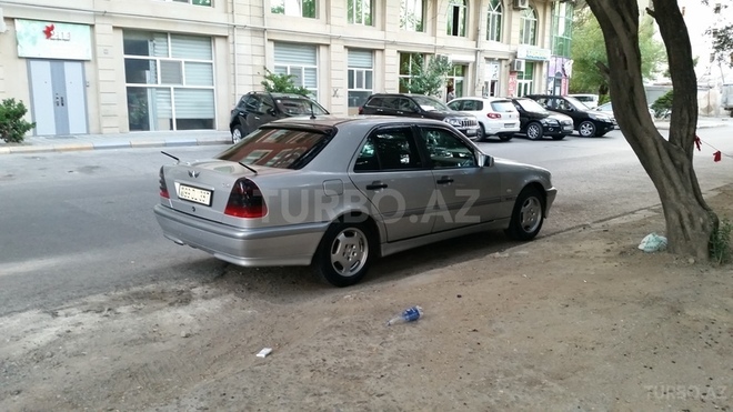 Mercedes C 220 1999, 385,545 km - 2.2 l - Bakı