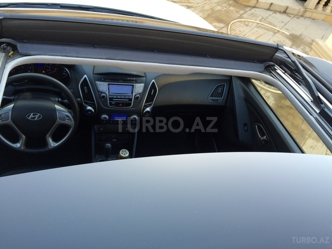 Hyundai ix35 2011, 99,000 km - 2.0 l - Bakı