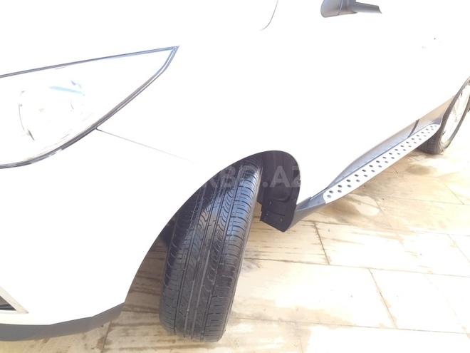Hyundai ix35 2011, 99,000 km - 2.0 l - Bakı