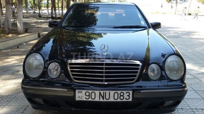 Mercedes E 240 2000, 171,000 km - 2.4 л - Sumqayıt