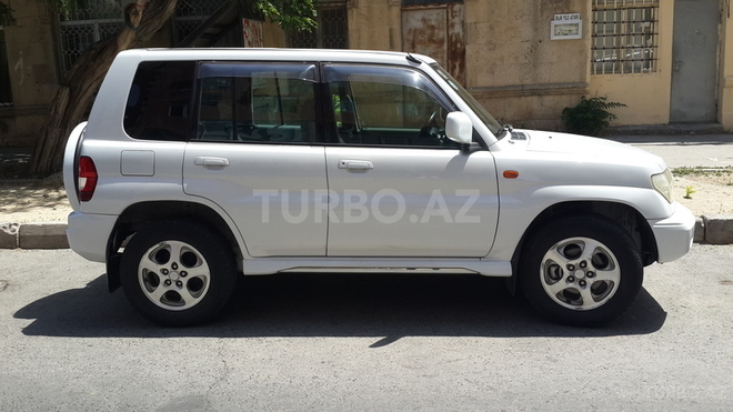 Mitsubishi Pajero io 1999, 126,600 km - 1.8 л - Bakı