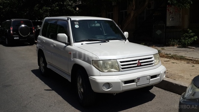 Mitsubishi Pajero io 1999, 126,600 km - 1.8 л - Bakı