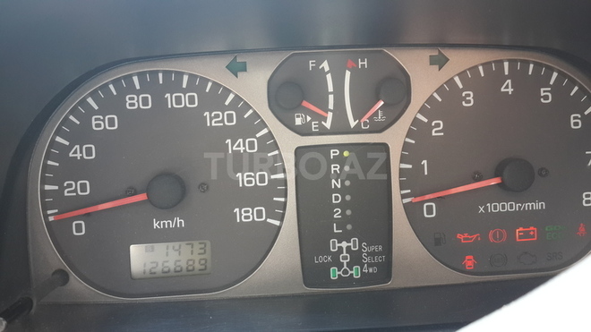 Mitsubishi Pajero io 1999, 126,600 km - 1.8 л - Bakı