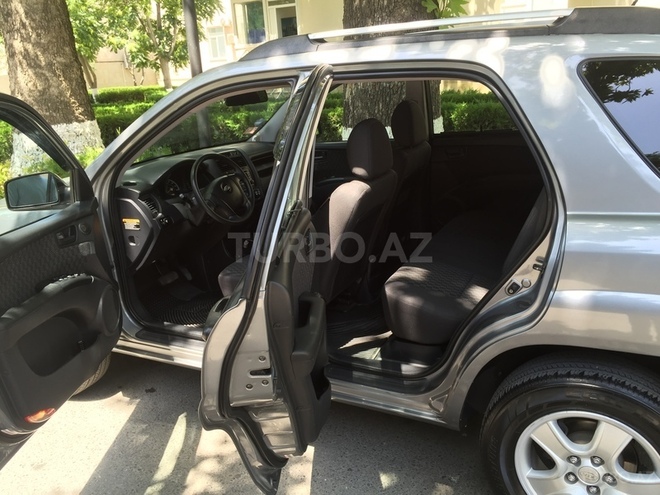 Kia Sportage 2006, 88,000 km - 2.0 l - Sumqayıt