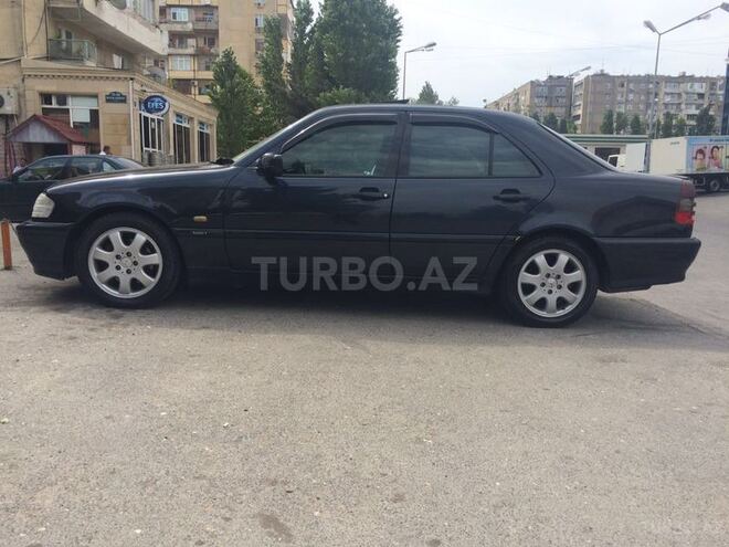 Mercedes C 230 1997, 320,000 km - 2.3 l - Bakı