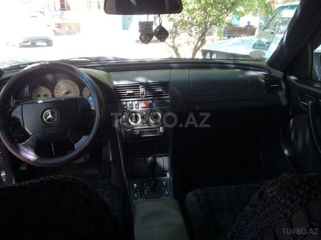 Mercedes C 230 1997, 320,000 km - 2.3 l - Bakı