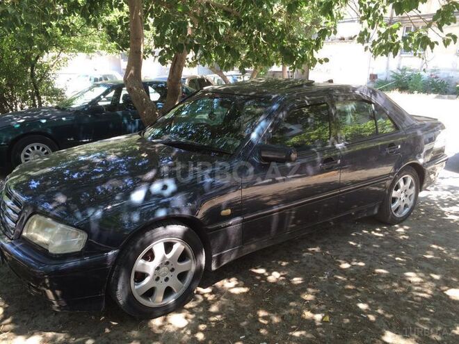 Mercedes C 230 1997, 320,000 km - 2.3 l - Bakı