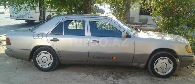 Mercedes E 200 1991, 100,000 km - 2.0 л - Sumqayıt