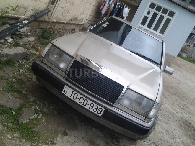 Mercedes E 200 1991, 100,000 km - 2.0 л - Sumqayıt