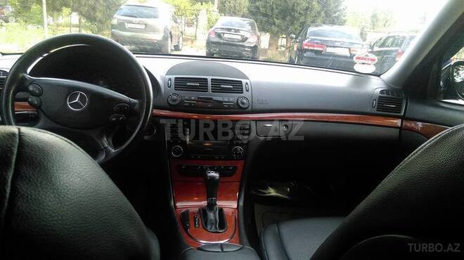 Mercedes E 220 2008, 213,000 km - 2.2 l - Bakı