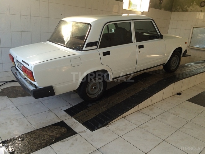 LADA (VAZ) 2107 2011, 88,000 km - 1.6 l - Bakı