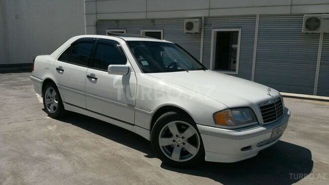 Mercedes C 230 1999, 200,000 km - 2.3 l - Bakı