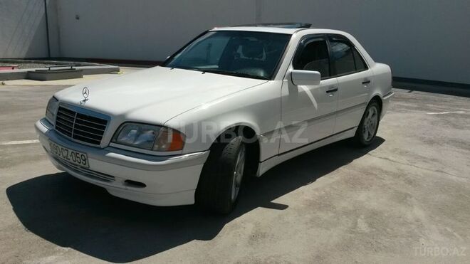 Mercedes C 230 1999, 200,000 km - 2.3 l - Bakı