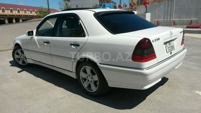 Mercedes C 230 1999, 200,000 km - 2.3 l - Bakı