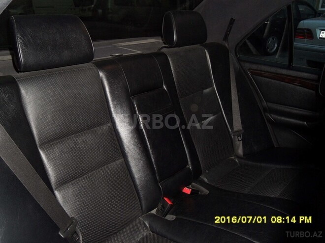 Mercedes C 240 2000, 130,000 km - 2.4 l - Bakı