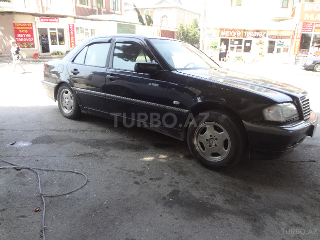 Mercedes C 240 1997, 29,600 km - 2.4 l - Bakı