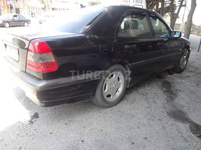 Mercedes C 240 1997, 29,600 km - 2.4 l - Bakı