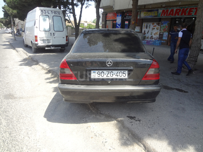 Mercedes C 240 1997, 29,600 km - 2.4 l - Bakı