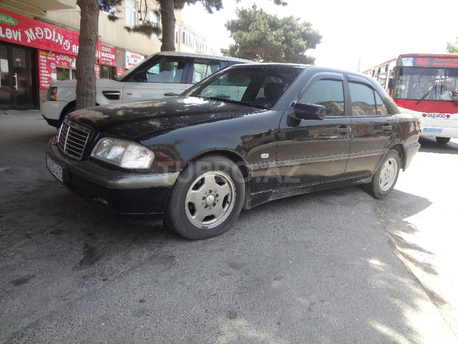 Mercedes C 240 1997, 29,600 km - 2.4 l - Bakı