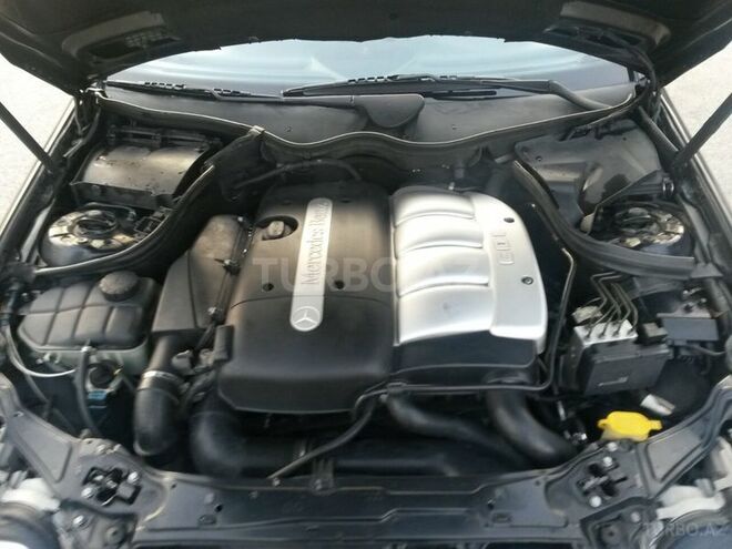Mercedes C 220 2003, 253,000 km - 2.2 l - Bakı