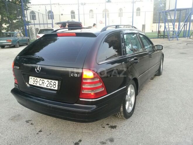 Mercedes C 220 2003, 253,000 km - 2.2 l - Bakı