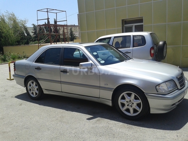 Mercedes C 180 1997, 235,000 km - 1.8 l - Bakı