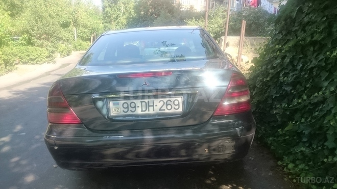 Mercedes E 220 2002, 350,000 km - 2.2 л - Bakı