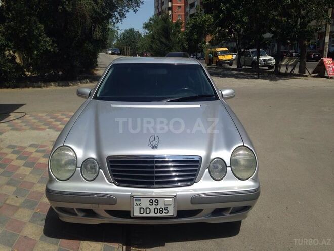 Mercedes E 240 2001, 113,000 km - 2.4 l - Bakı