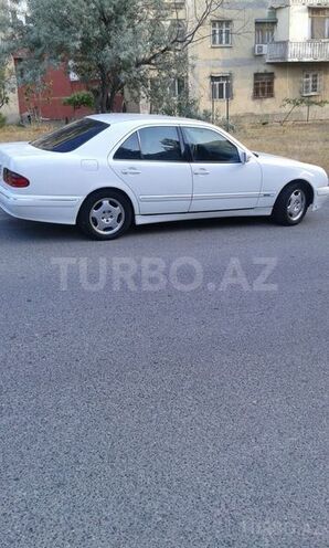Mercedes E 240 2000, 240,000 km - 2.4 л - Bakı