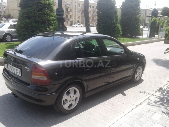 Opel Astra 2000, 223,000 km - 1.6 l - Bakı